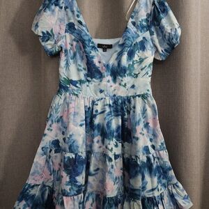 Lulu's Watercolor Floral V-Neck Dress
